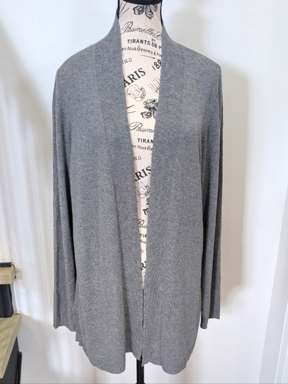 DENVER HAYES | Women's Medium Gray Soft Long Sleeve Split Hem Cardigan